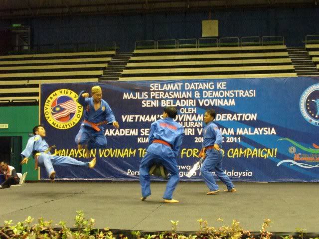 Hình ảnh Vovinam Biểu Diễn Và Huấn Luyện Tại Malaysia 0m11 Hình ảnh Vovinam Biểu Diễn Và Huấn Luyện Tại Malaysia