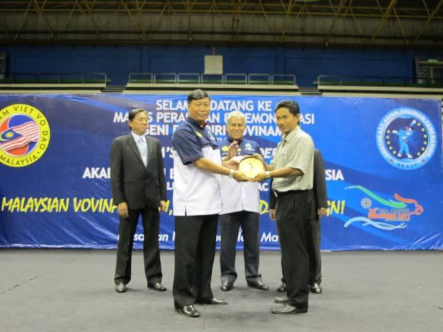 Hình ảnh Vovinam Biểu Diễn Và Huấn Luyện Tại Malaysia 0m18 Hình ảnh Vovinam Biểu Diễn Và Huấn Luyện Tại Malaysia