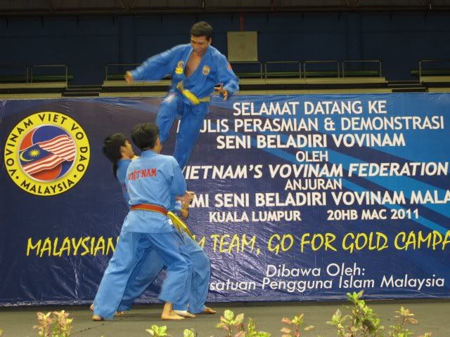 Hình ảnh Vovinam Biểu Diễn Và Huấn Luyện Tại Malaysia 0m2 Hình ảnh Vovinam Biểu Diễn Và Huấn Luyện Tại Malaysia