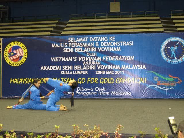 Hình ảnh Vovinam Biểu Diễn Và Huấn Luyện Tại Malaysia 0m3 Hình ảnh Vovinam Biểu Diễn Và Huấn Luyện Tại Malaysia