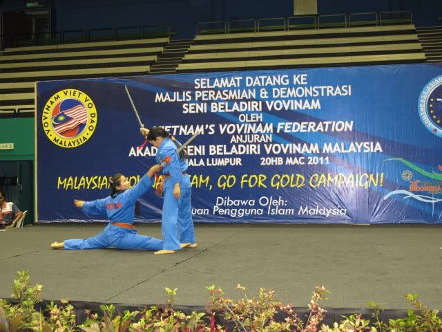 Hình ảnh Vovinam Biểu Diễn Và Huấn Luyện Tại Malaysia 0m4 Hình ảnh Vovinam Biểu Diễn Và Huấn Luyện Tại Malaysia