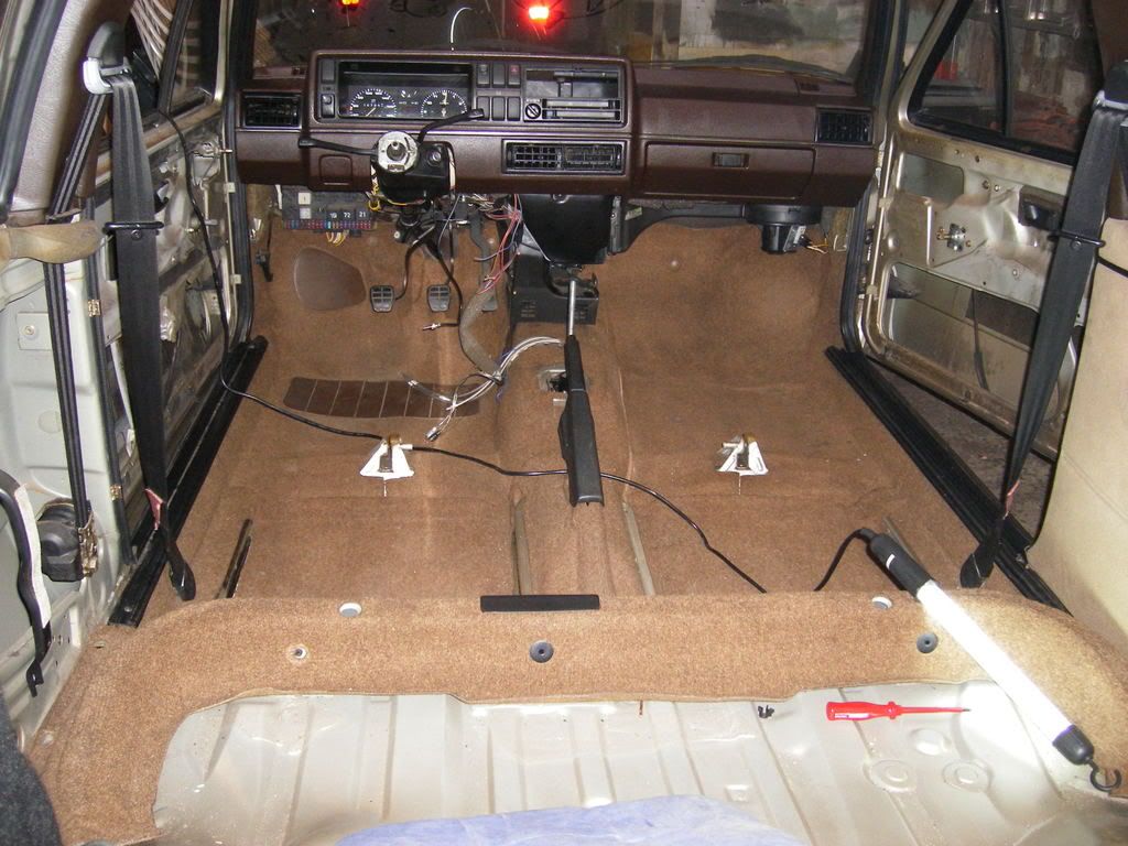 Volksforum.com retro bruin/beige interieur golf ii perfecte staat!!!