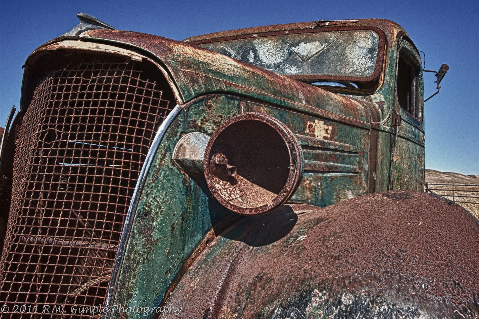 IMAGE: http://i206.photobucket.com/albums/bb149/rwg_bucket/Chevy3of3.jpg