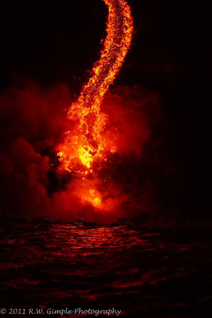 IMAGE: http://i206.photobucket.com/albums/bb149/rwg_bucket/KilaueabySea-1.jpg