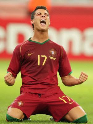 wwwyeniresim.com__Futbol__Dnyaca_nl_yldz_futbolcular__Cristiano_Ronaldo3.jpg cristiano ronaldo image by Coolerthanu008