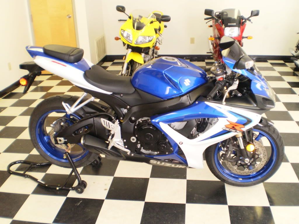 2006gsx001.jpg