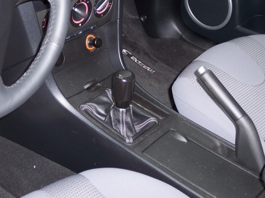 Show us your shift knob set up Mazda3 Forums The 1 Mazda 3 Forum