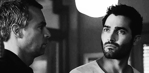  photo tumblr_n1x8huMedW1qzoc48o1_500.gif