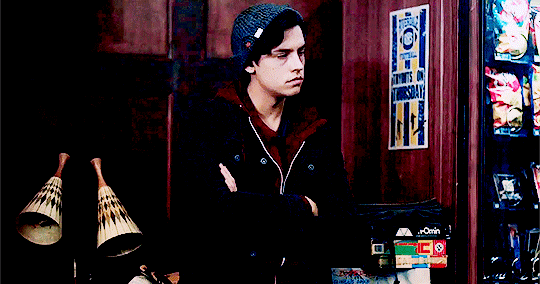  photo tumblr_inline_oku8cr6bcq1tylsmy_540.gif