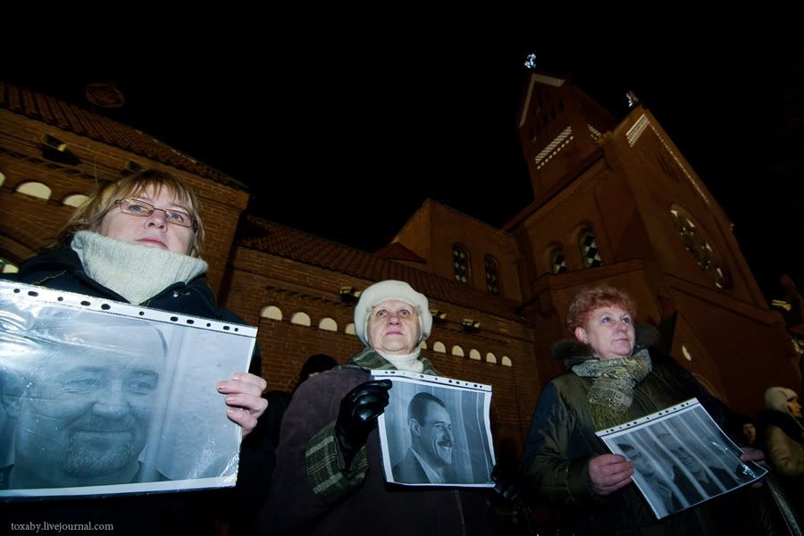 Спустя год после разгона мирных демонстрантов: 19 декабря 2011 года. #minsk #belarus
