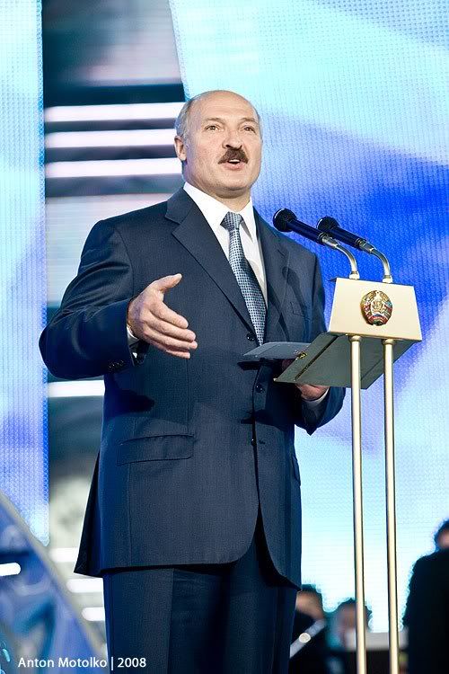 Президент Беларуси - Александр Лукашенко. Открытие Славянского Базара. Фотограф Антон Мотолько.
