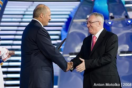 Президент Беларуси - Александр Лукашенко. Открытие Славянского Базара. Фотограф Антон Мотолько.