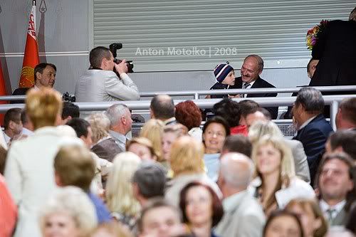 Президент Беларуси - Александр Лукашенко. Открытие Славянского Базара. Фотограф Антон Мотолько.