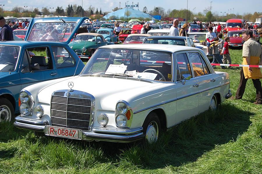 Mercedes W108 SClass and an SE Coupe