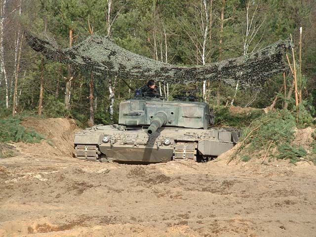 Leopard2-17.jpg