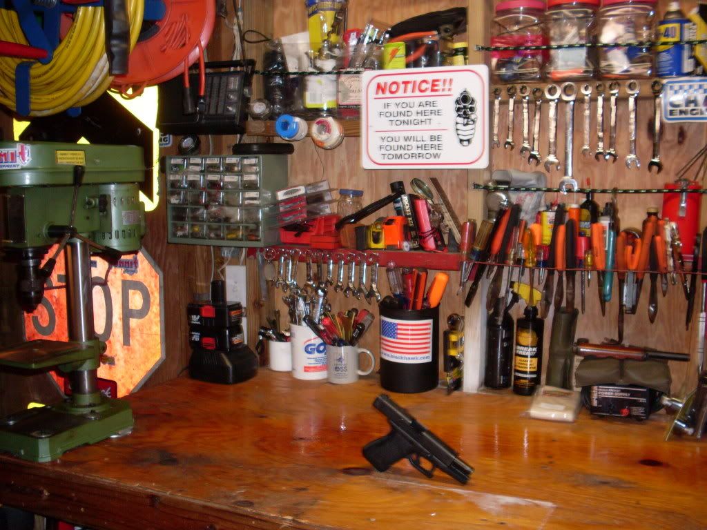 Lets see pics of your gunsmith table / workbench